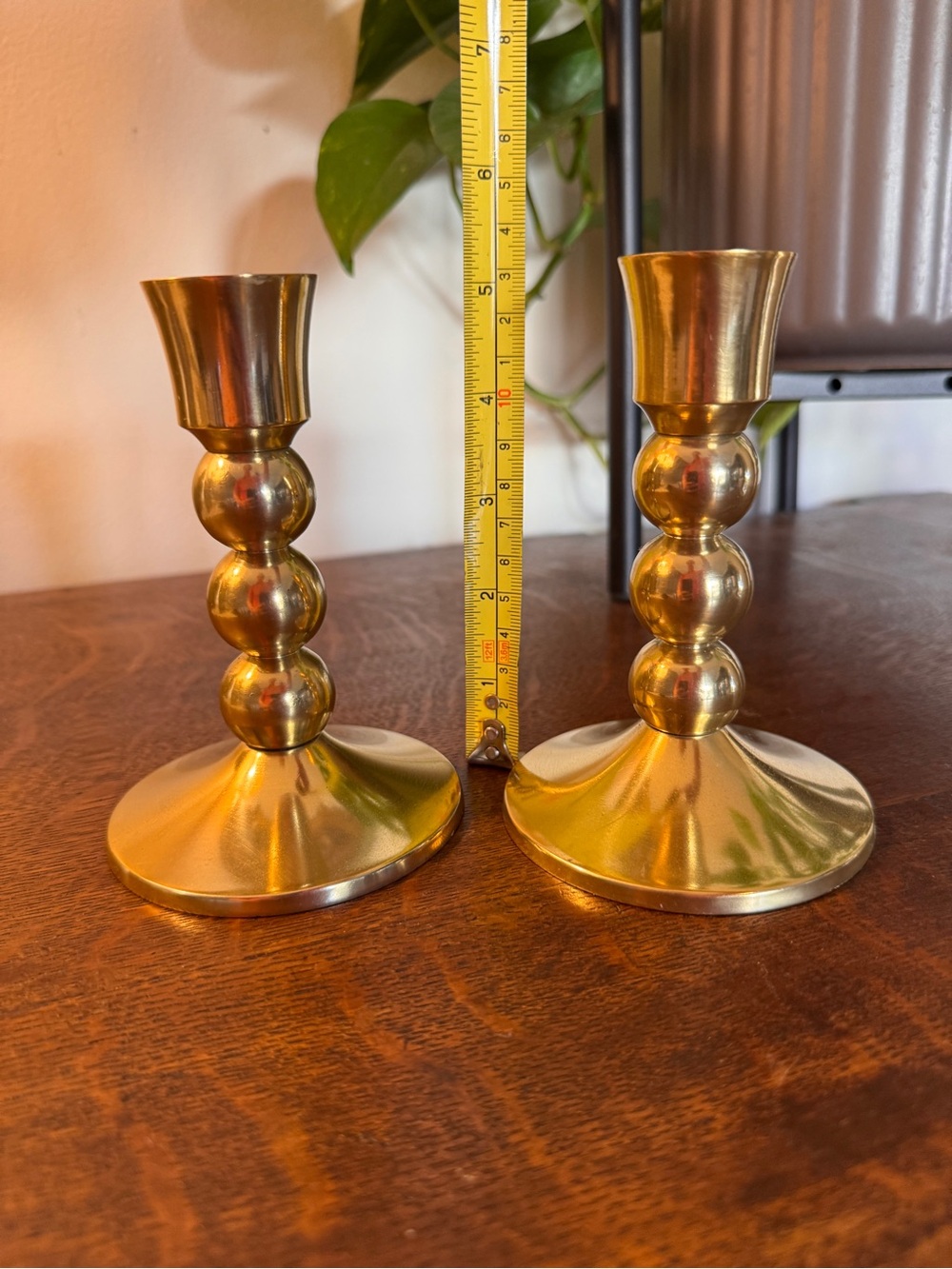 Pair of Anthropologie Lumiere Candle Holders in Gold- LIKE NEW! - Picture 2 of 7